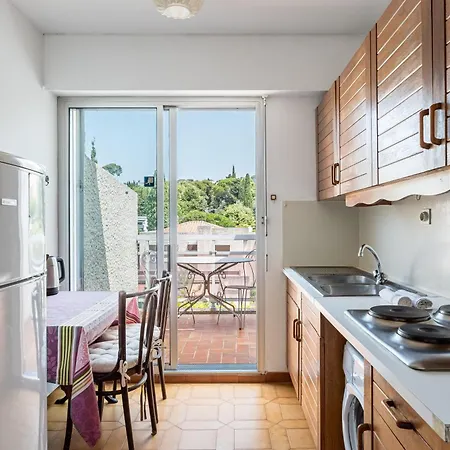 Apartment Le Monticule Par Dodo-a-cassis *