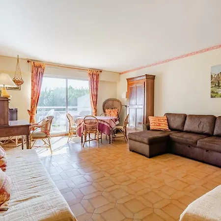 Le Monticule Par Dodo-a-cassis Apartment